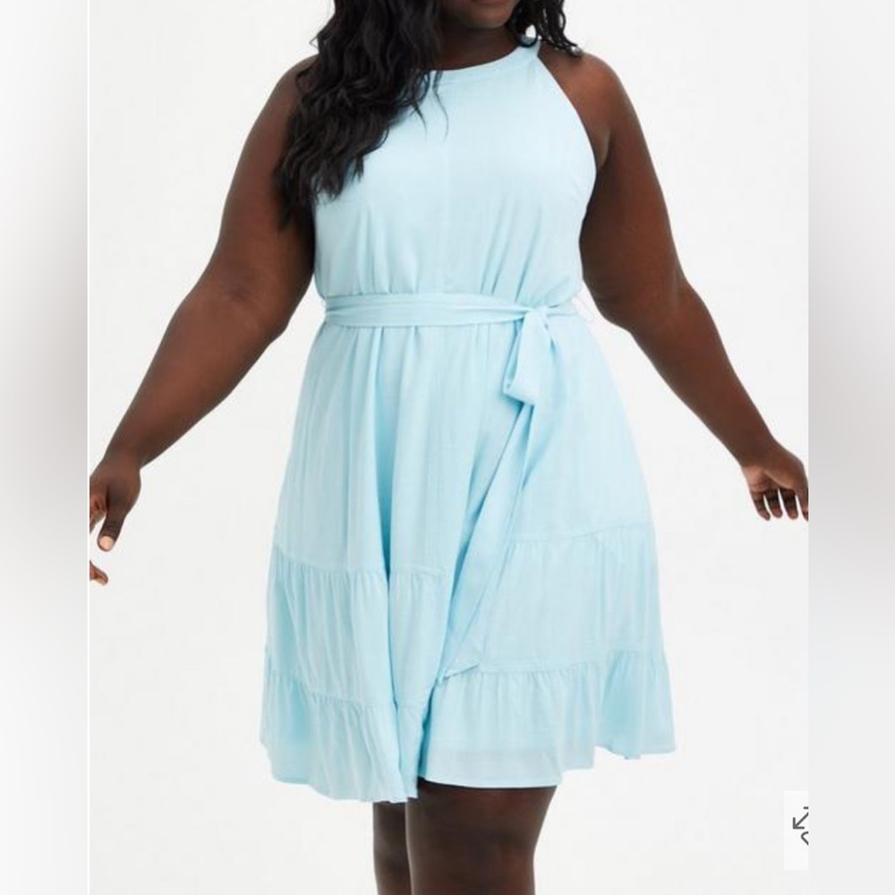 Mini Woven Tiered Dress Size 4.